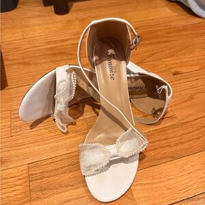 White Women's Sandals with Bow Detail